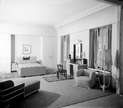 KEM Weber's 3 Room Apartment